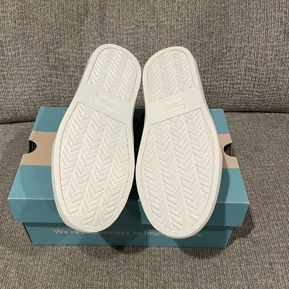 Youth boys Toms Sneakers - Picture 6 of 8